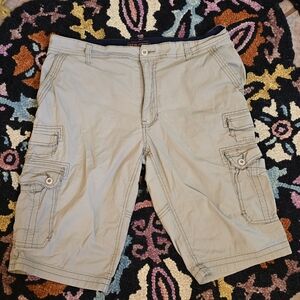 🔥🔥Y2K Style Wearfirst Men's Tan Cargo Shorts🔥🔥 Size 34